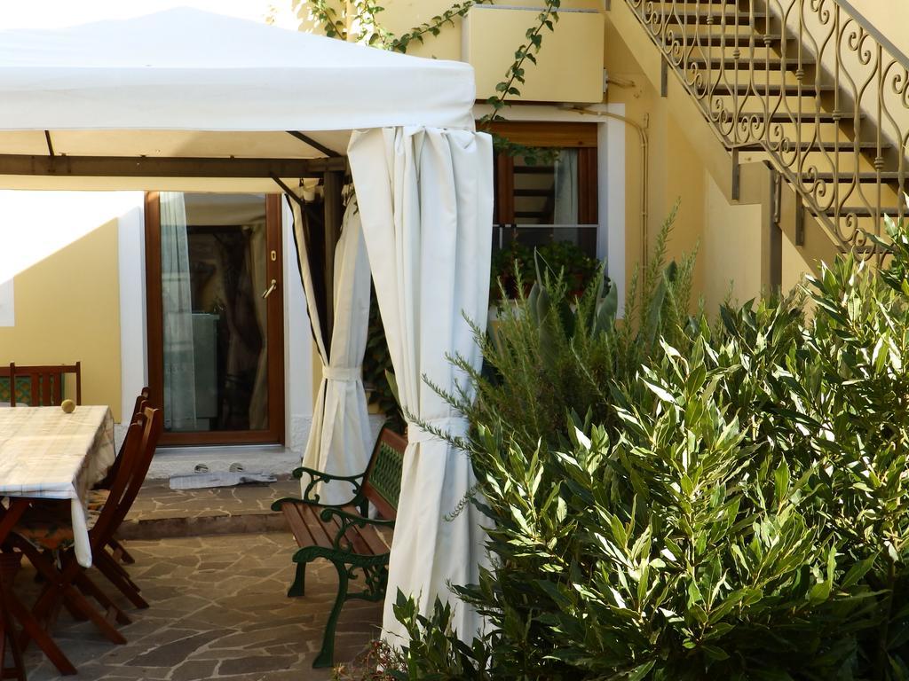 Sa Chessa B&B Ploaghe Kültér fotó